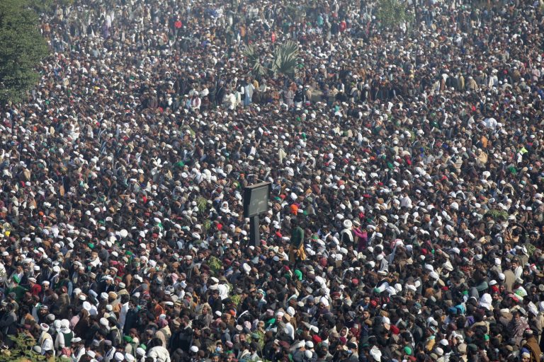 Thousands attend Pakistani cleric’s funeral despite COVID-19 curbs
