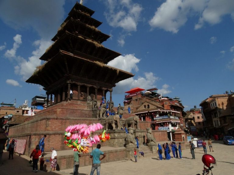 Understanding Hindu and Buddhist Temples