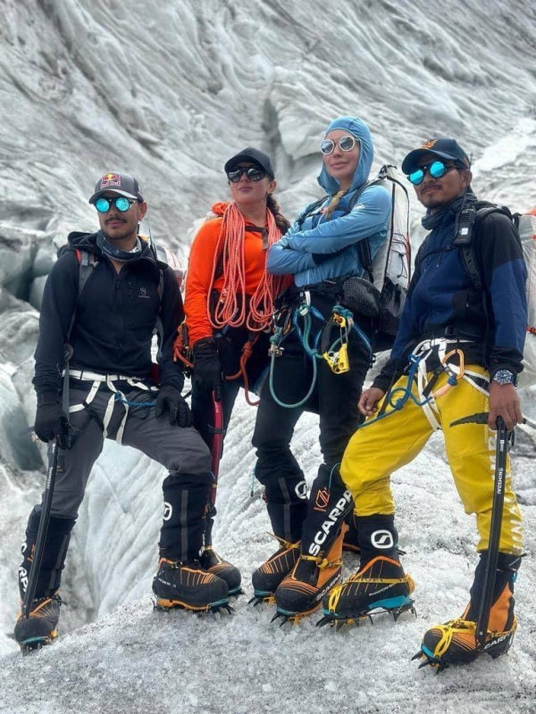 Manaslu records season's first summit as Nims Purja, others reach real summit
