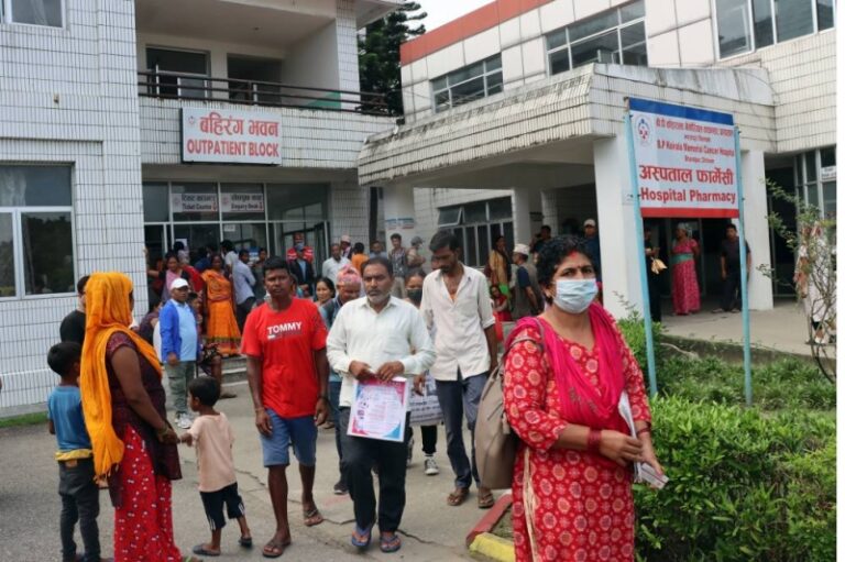 Talks committee formed to hold talks with protesting docs