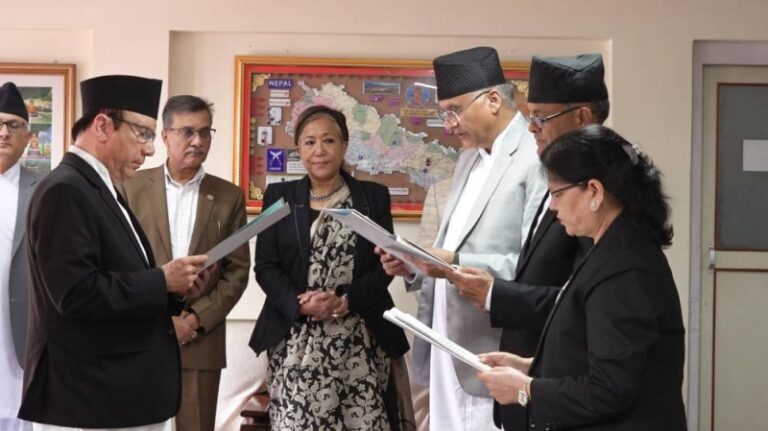 Three newly appointed Supreme Court justices take oath