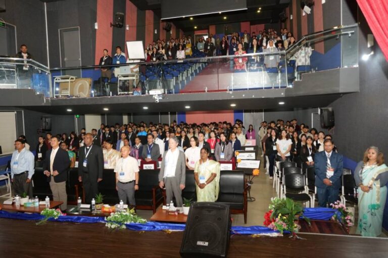 Digital era could erode trust and social capital, scholars warn