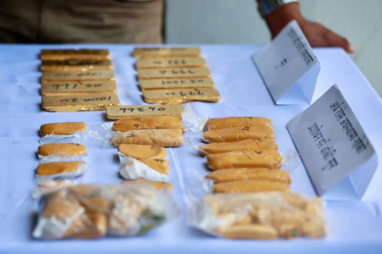 Police seize Rs 546m gold haul, arrest three Chinese nationals
